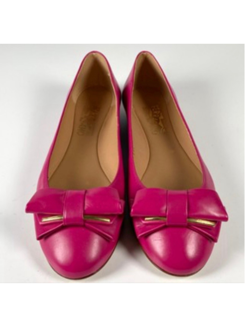 Women's Salvatore Ferragamo Flats 6 Pink with Gold Bow